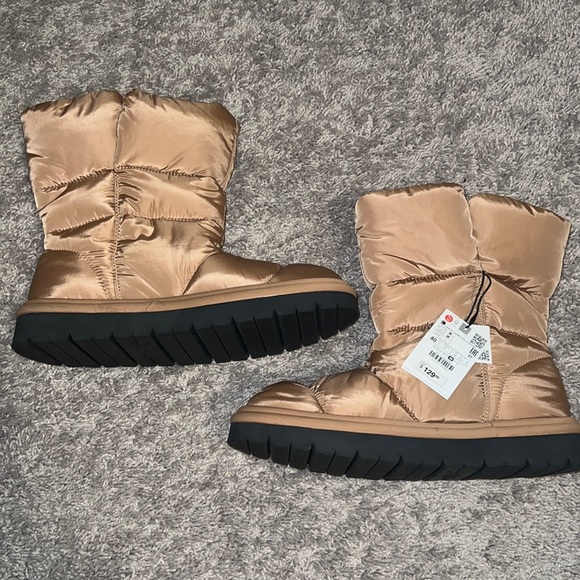 Zara Quilted Low Heel Ankle Boots Size 40 - Picture 1 of 6